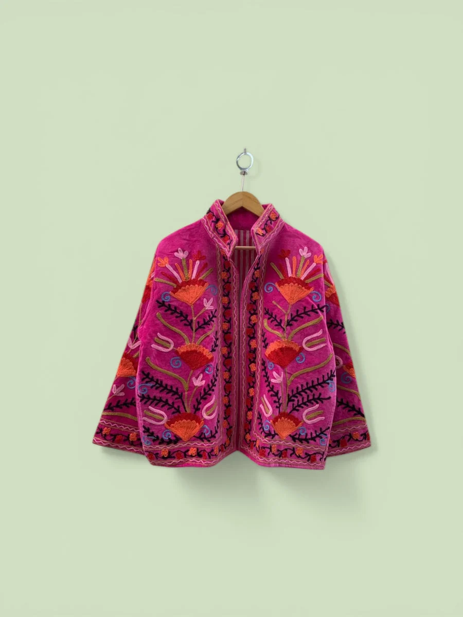 Colourful handcrafted clothing from the earlier Palianda website project.